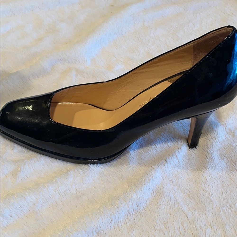 Cole Haan patent pumps - Picture 4 of 4